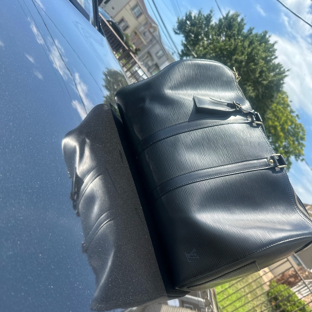 Louis Vuitton 45 keepal duffel